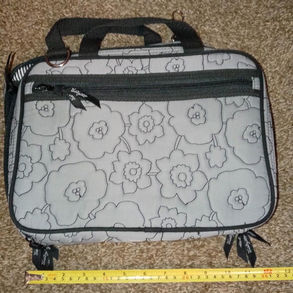 Thirty One Make up bag